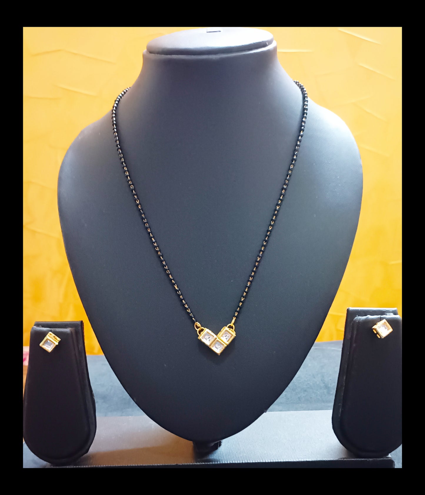 V-Shape Meenakari Kundan Pendant Mangalsutra