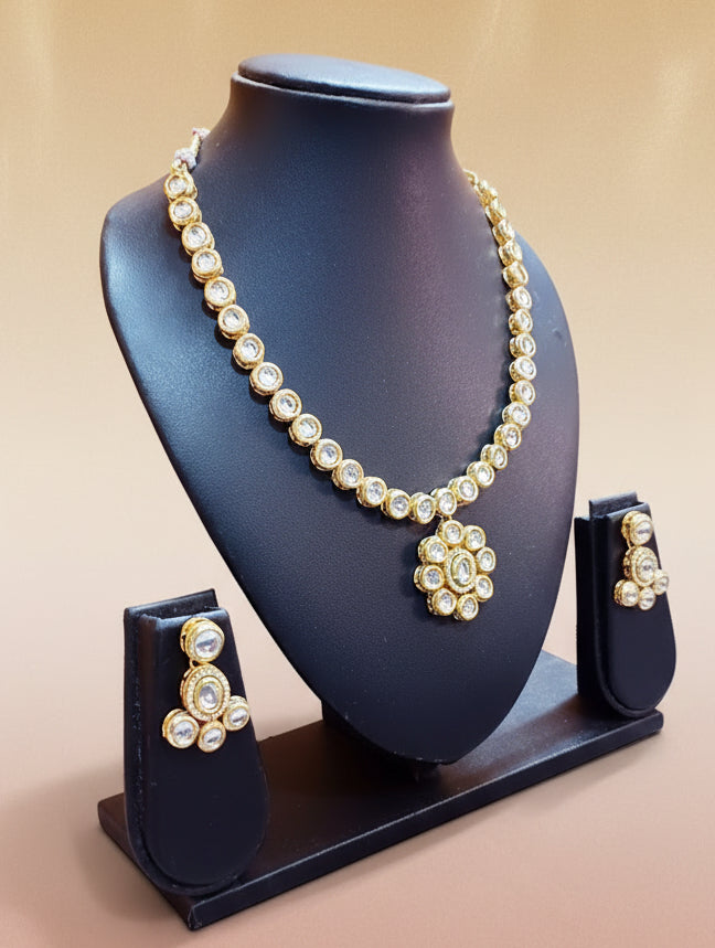 Single Line Meenakari Kundan Pendant Set