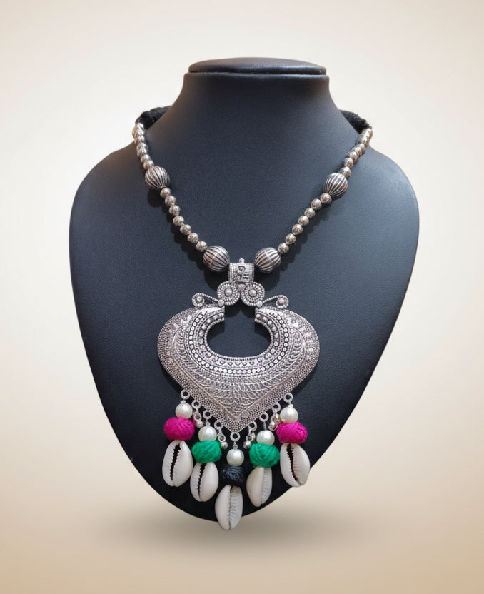 Oxidised Colorful Adjustable Shell Cotton Thread Necklace Set