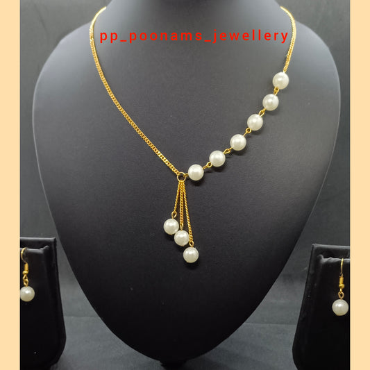 Delicate Gold-Plated Chain Necklace Set