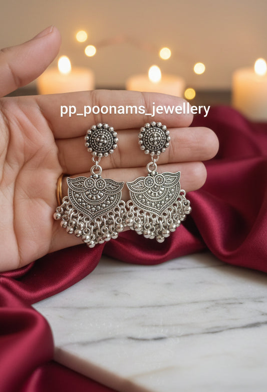 Simple & Beautiful Oxidised Silver Plated Earring