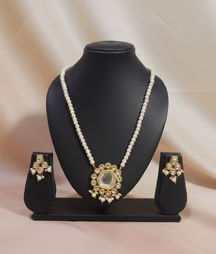 Pearl Kundan Pendant Necklace Set