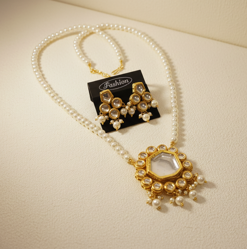 Pearl Kundan Pendant Necklace Set