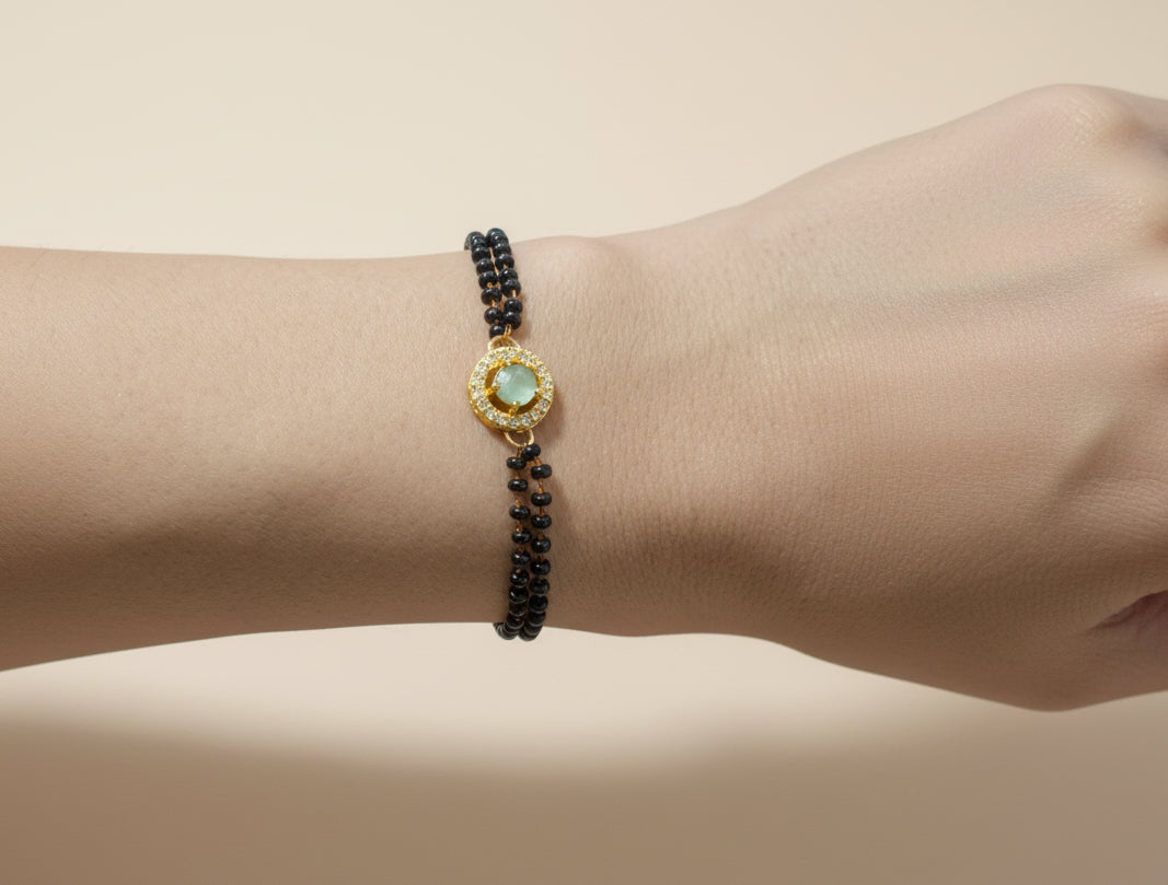 Monalisa Kundan Hand Mangalsutra