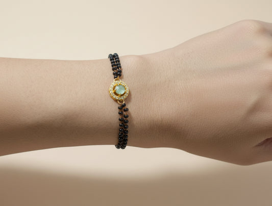 Monalisa Kundan Hand Mangalsutra