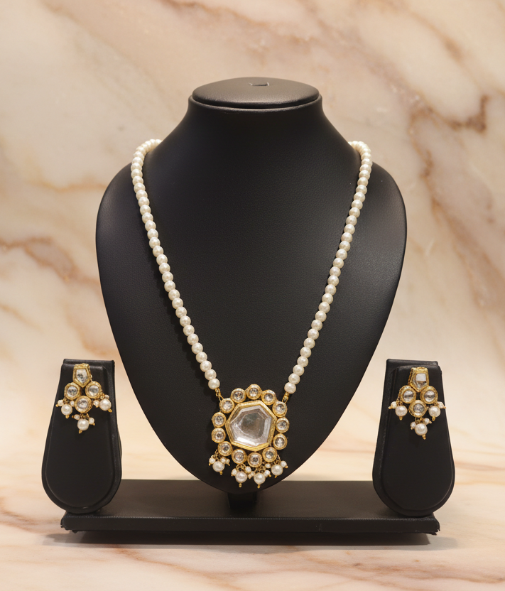 Pearl Kundan Pendant Necklace Set