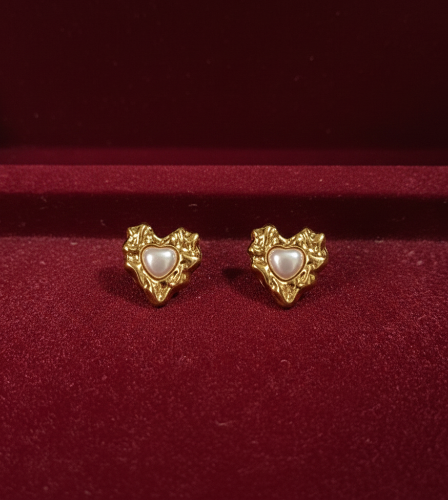 Anti-Tarnish Heart Pearl Earrings