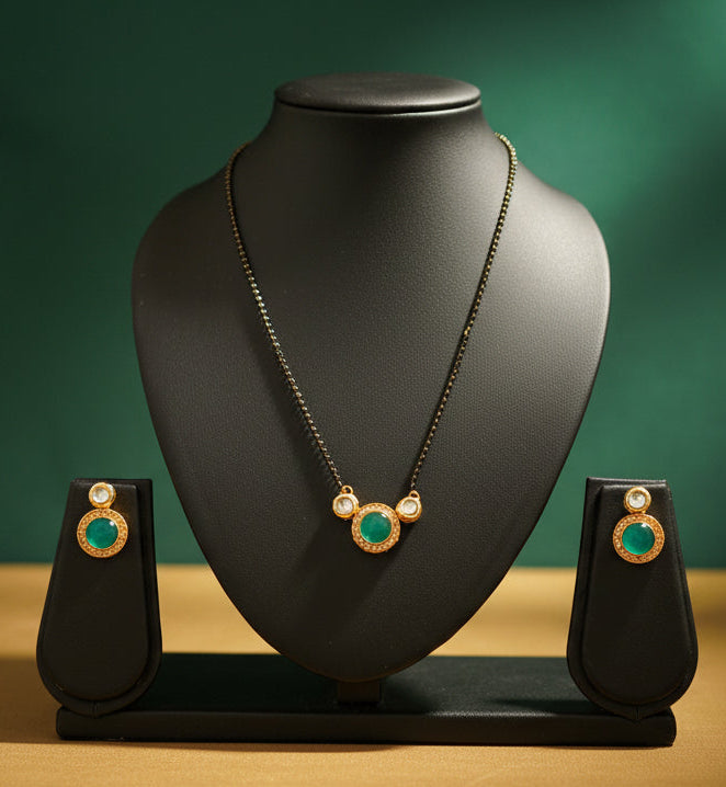 Gold Plated Monalisa Kundan Mangalsutra