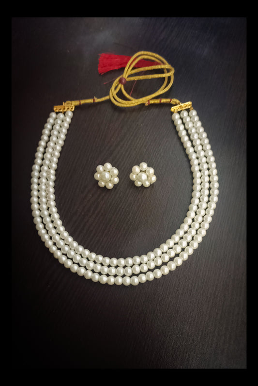 Off-White 3 Layers Short Pearl Necklace Set