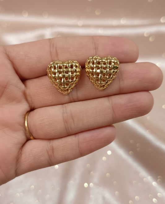 Anti-Tarnish Heart Shape Earrings