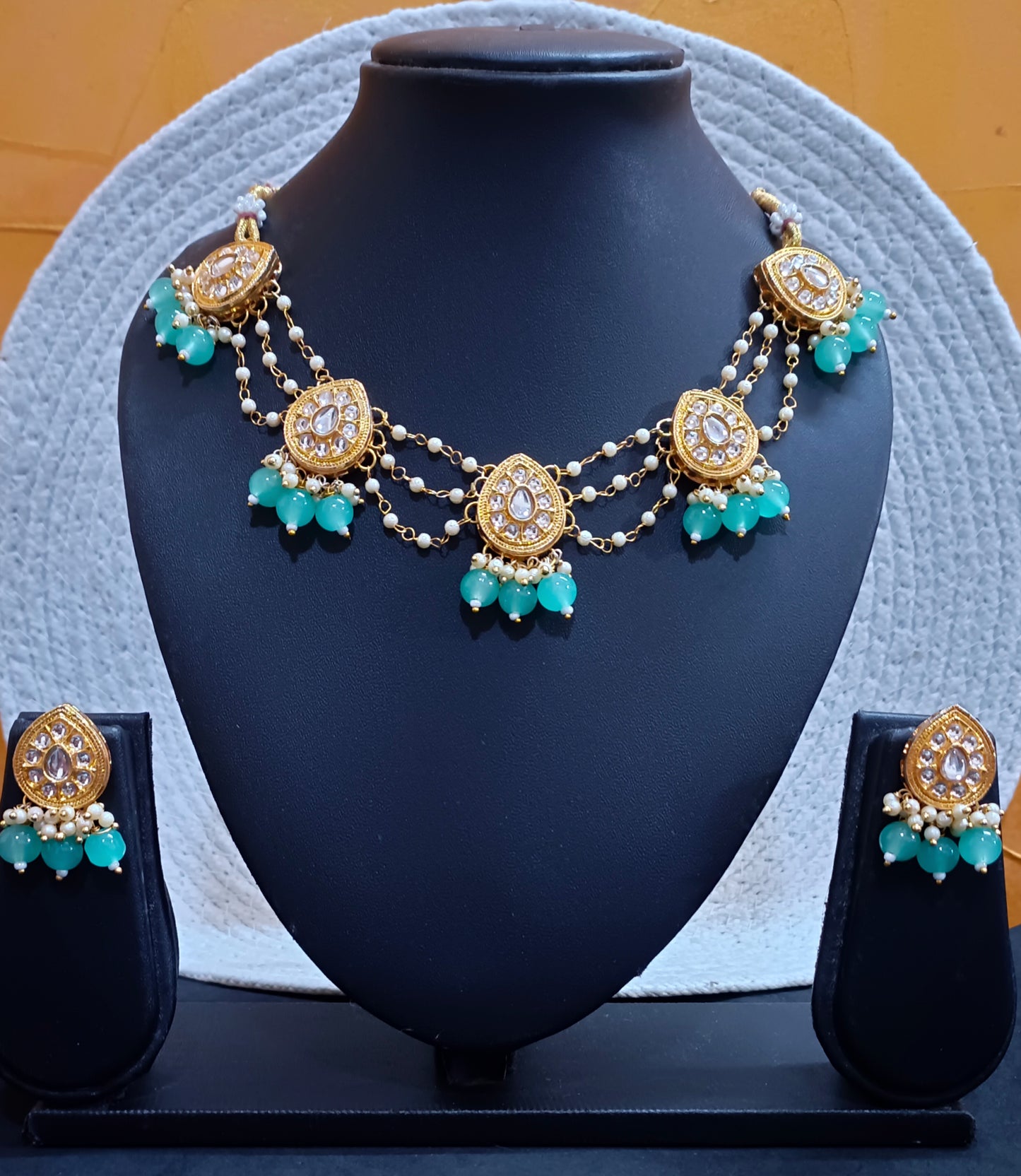 Exclusive Kundan Ganthan Chain Choker Set