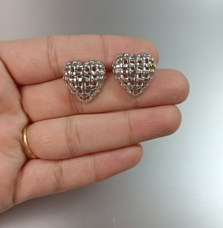Anti-Tarnish Heart Shape Earrings
